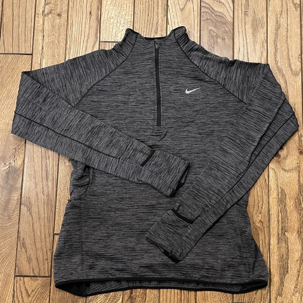 Nike Women's Dri-FIT Element 1/2-Zip Running Pullover Gray Heather Top Size M